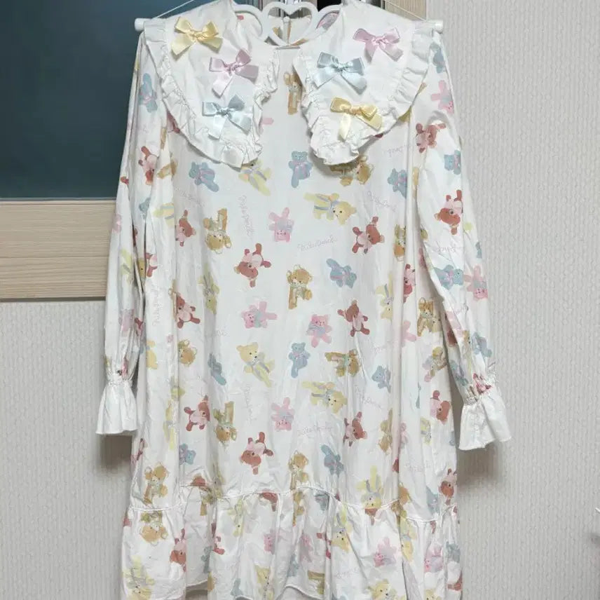 [BUNJANG] Nail perchy Teddy Bear Dress / 나일퍼치 곰돌이 원피스