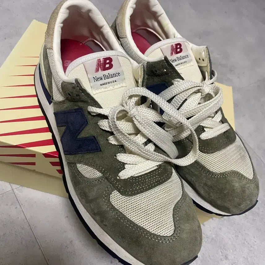 [BUNJANG] New Balance 990v1 Sneakers (270mm) / 뉴발란스 990v1 / 270size