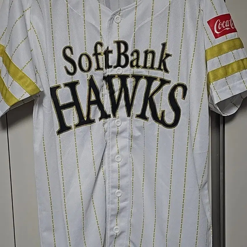 [BUNJANG] SoftBank Hawks Lee Dae-ho Marked Baseball Jersey (Size 100) / 소프트뱅크 호크스 유니폼 100사이즈 이대호 마킹 팝니다