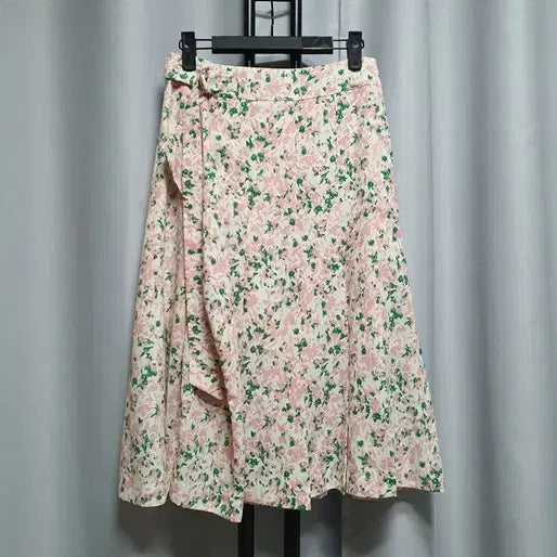 [BUNJANG] Hazzys Watercolor Printing Belted Asymmetrical Frill Pleated Skirt / 헤지스 수채화 프린팅 벨티드 언발 프릴 플리츠 스커트
