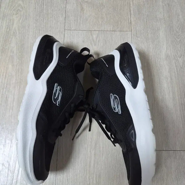 [BUNJANG] Skechers Air Cushion Men's Sneakers (265mm) / (상태좋음)스케처스 에어쿠션 남성운동화(265)