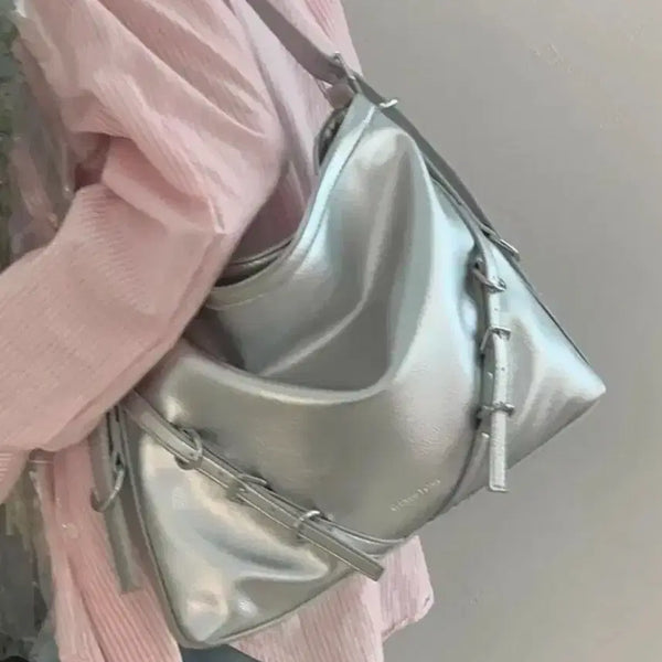 [BUNJANG] Silver Crossbody Shoulder Bag / 실버 크로스백 숄더백