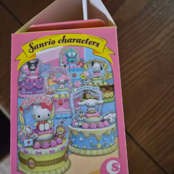 [BUNJANG] Sanrio Sweet Bakery Cinnamoroll Figure / 산리오 스위트 베이커리 피규어 시나모롤