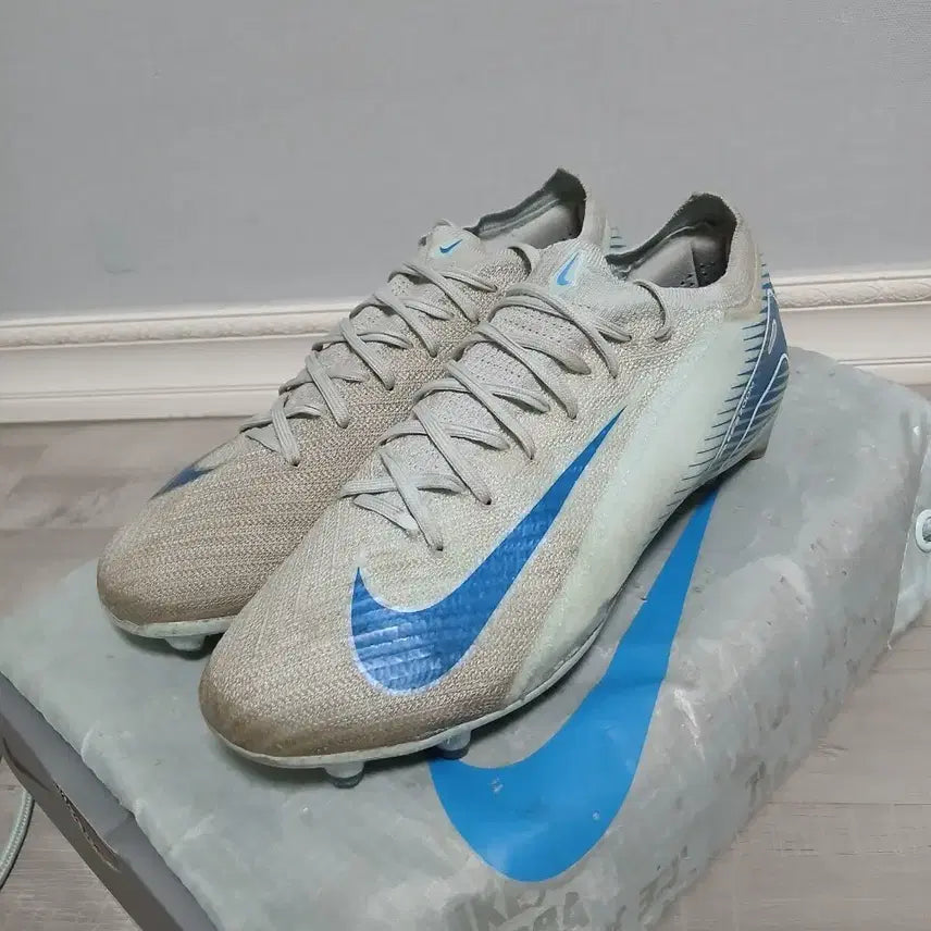 [BUNJANG] Nike Mercurial Vapor 16 Elite AG Football Boots / 나이키 머큐리얼 베이퍼 16 엘리트 ag 250