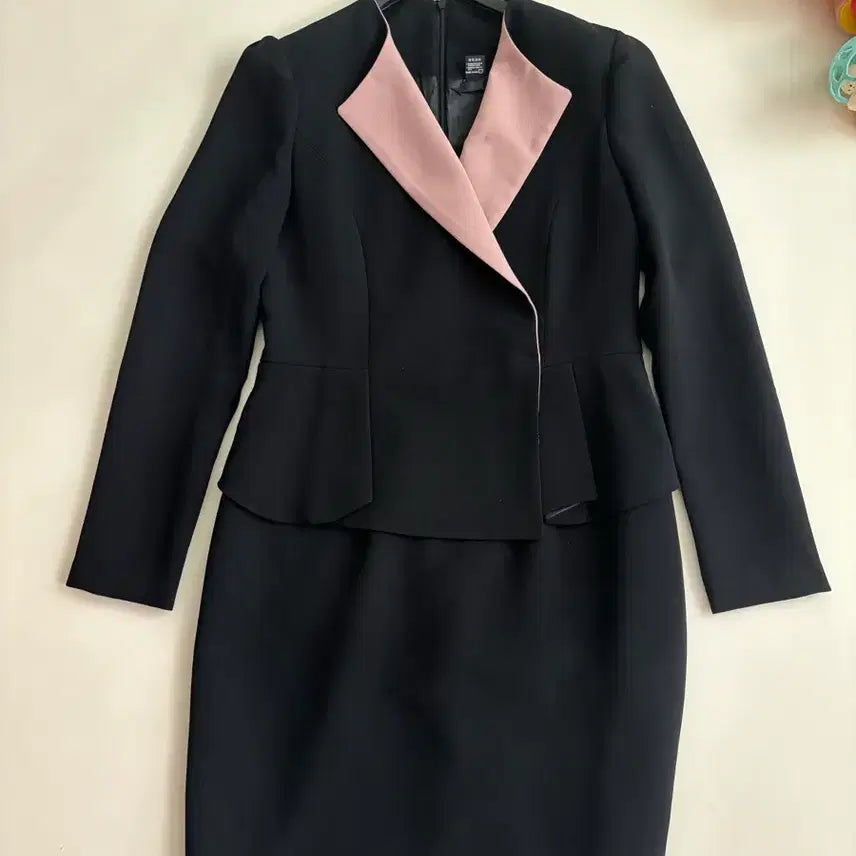 [BUNJANG] Black and Beige Color-Blocked Dress / 블랙 베이지원피스