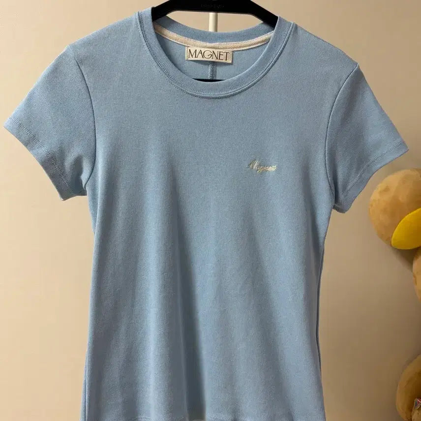 [BUNJANG] MAGNET Women's Short Sleeve T-Shirt Sky Blue / MAGNET 여성 반팔 티셔츠 하늘색