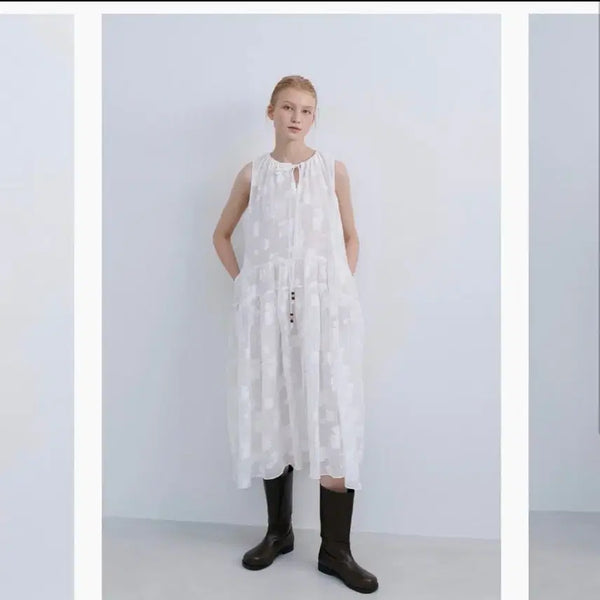[BUNJANG] EPINGLER LEAF HALTER DRESS / 에핑글러 LEAF HALTER DRESS