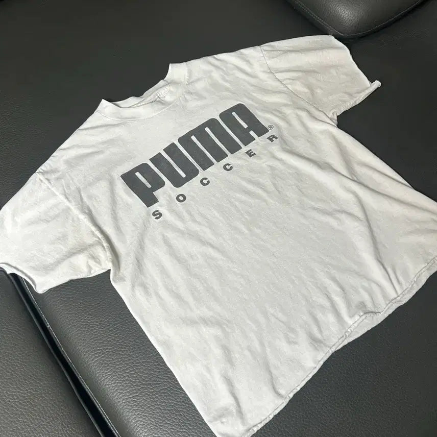 [BUNJANG] 90s USA Puma Distressed T-Shirt / 90s USA 푸마 빈티지 티셔츠 Distressed