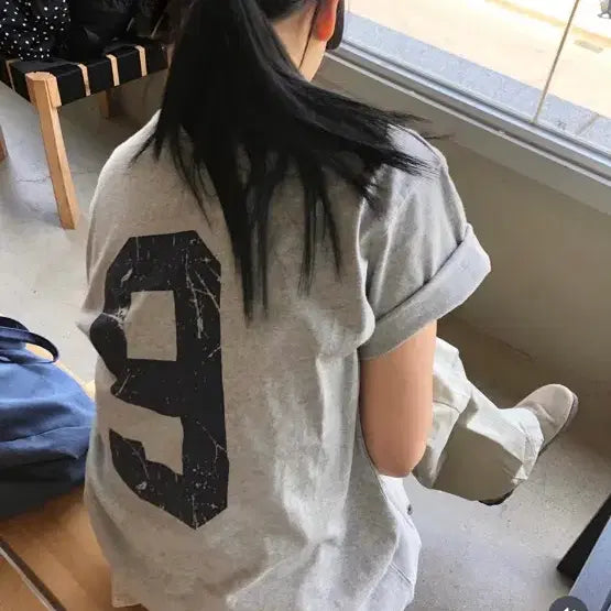 [BUNJANG] 104 Gallery Grey Sweatshirt Utopia Design / 104갤러리
