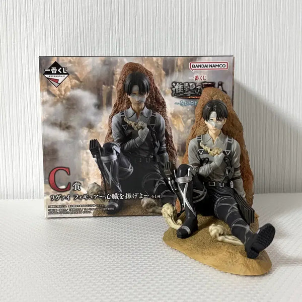 [BUNJANG] Attack on Titan Levi Ackerman C Prize Ichiban Kuji Figure / 진격의거인 리바이 아커만 c상 피규어 이치방쿠지 제일복권 진격거 에렌