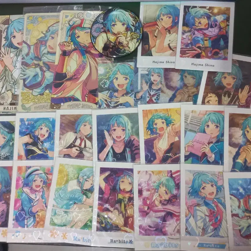 [BUNJANG] Ensemble Stars! Hajime Acrylic Standee and Badge Set / 앙스타 하지메 파샤 파샤코레 뱃지 색지 유사코롯타 일괄 양도 합니다
