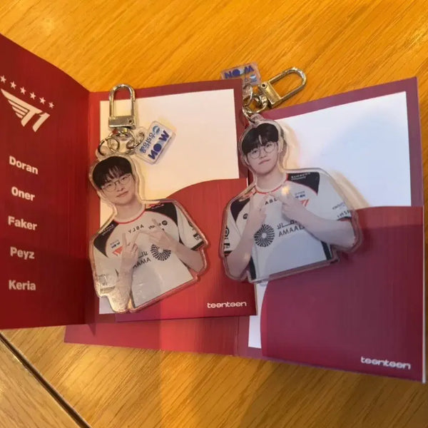 [BUNJANG] T1 Faker & Oner Acrylic Keyring / 우리은행 T1 페이커 & 오너 아크릴 키링 굿즈