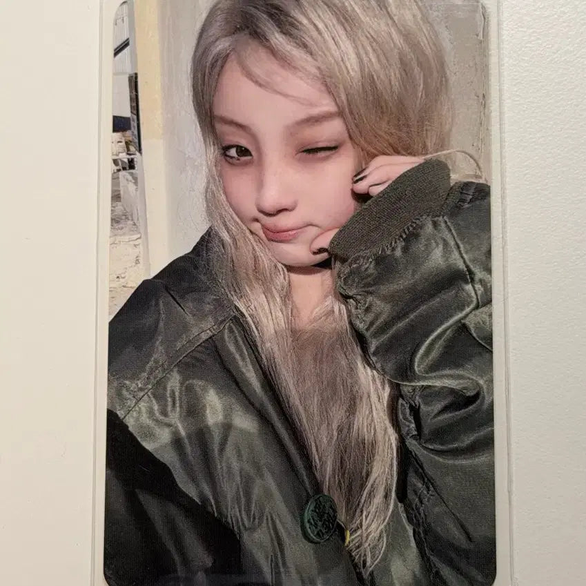 [BUNJANG] ILLIT Wonhee Music Korea Lucky Draw POB Photocard / 아일릿 원희 포카 뮤직코리아 럭드 미공포 특전 앨범 위버스