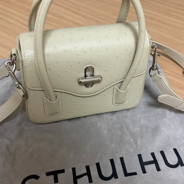 [BUNJANG] CTHULHU Women's Tote Bag Ivory / CTHULHU 크툴루 여성 토트백 아이보리
