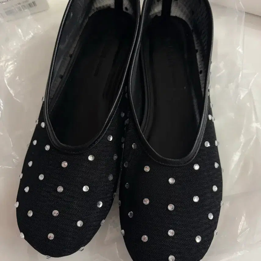 [BUNJANG] KalieDdie Shine Flat Shoes Black Size 39 / KALIEDDIE 캘리에디 샤인 플랫슈즈 블랙 39