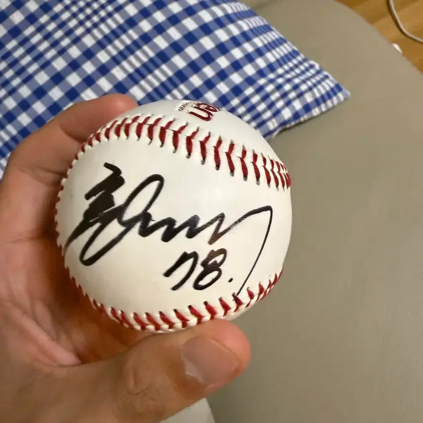 [BUNJANG] Nexen Heroes Hong Won-ki Autographed Logo Baseball / 넥센 히어로즈 홍원기 감독 친필 로고볼 싸인볼