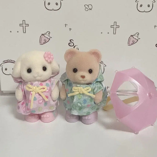 [BUNJANG] Sylvanian Families Flora Rabbit Baby Bear Rainy Day Set with Raincoat and Umbrella / 실바니안 플로라토끼 아기곰 비오는날 우비 우산 세트