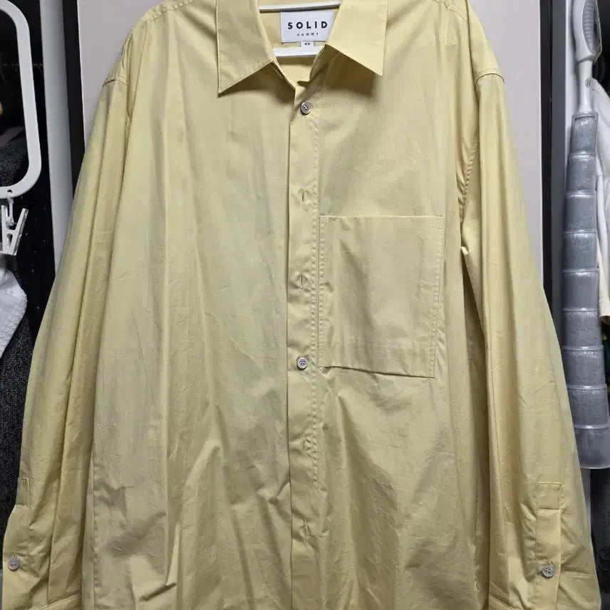 [BUNJANG] Solid Homme Back Logo Embroidered Shirt Yellow Size 48 / 솔리드옴므 백로고셔츠 48 사이즈 노랑
