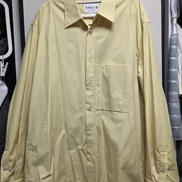 [BUNJANG] Solid Homme Back Logo Embroidered Shirt Yellow Size 48 / 솔리드옴므 백로고셔츠 48 사이즈 노랑