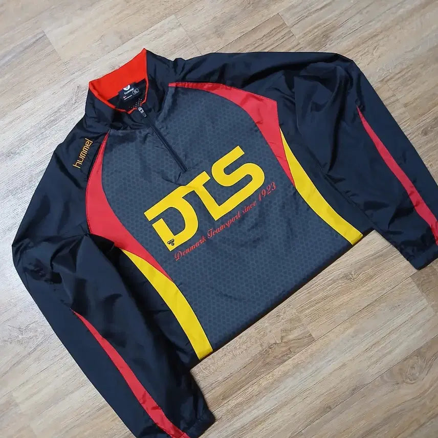 [BUNJANG] Hummel Soccer Warm-up Anorak Windbreaker Jacket / hummel 험멜 축구 유니폼 아노락 웜업 바람막이