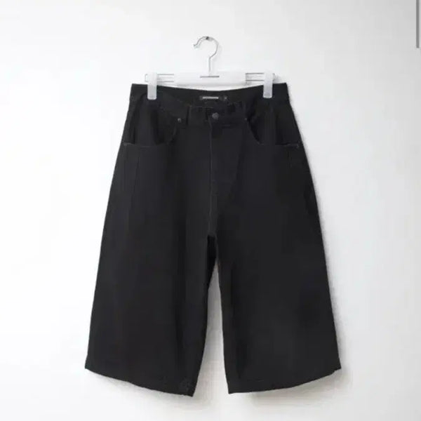 [BUNJANG] HAECHING ROOM Bermuda Denim Crinkle Shorts Black Size 4 / 해칭룸 버뮤다 데님 크링클 블랙 4사이즈