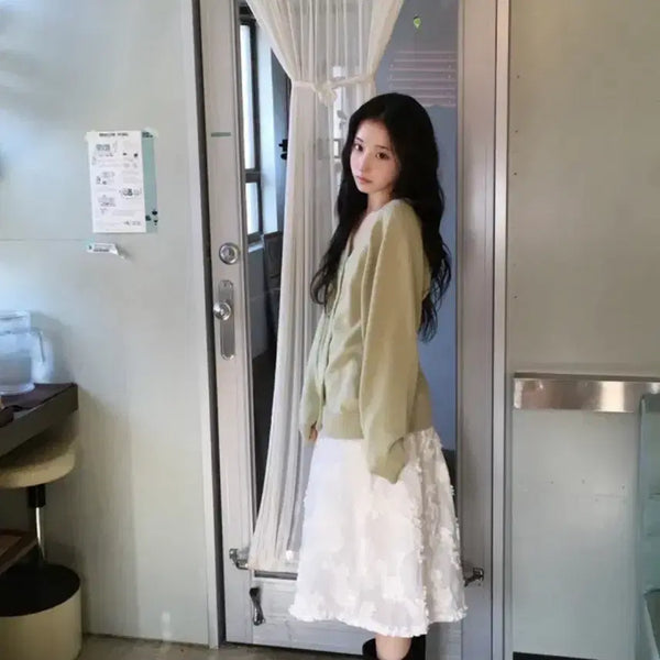 [BUNJANG] Davine Leoon Corsage Flower Frill Pintuck Banding Midi Skirt / 에이블리 데이빈 르온 코사지 플라워 프릴 핀턱 밴딩 미디 스커트