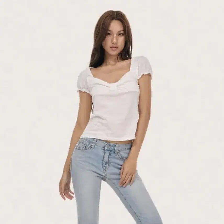 [BUNJANG] Kleesier Ribbon Letter Top / 클리시어 리본 레터탑 kleesier ribbon letter top