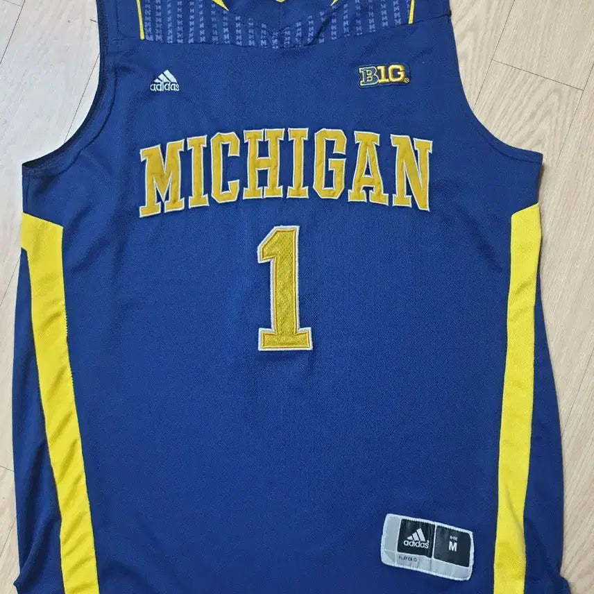 [BUNJANG] Adidas NCAA Michigan Wolverines Glen Robinson III Jersey / 아디다스 ncaa 미시간 울버스 글렌 로빈슨3세