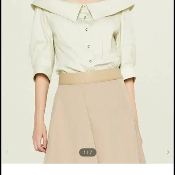 [BUNJANG] MICHAA Neckline Detail Blouse Light Khaki / 미샤 넥라인 디테일 블라우스