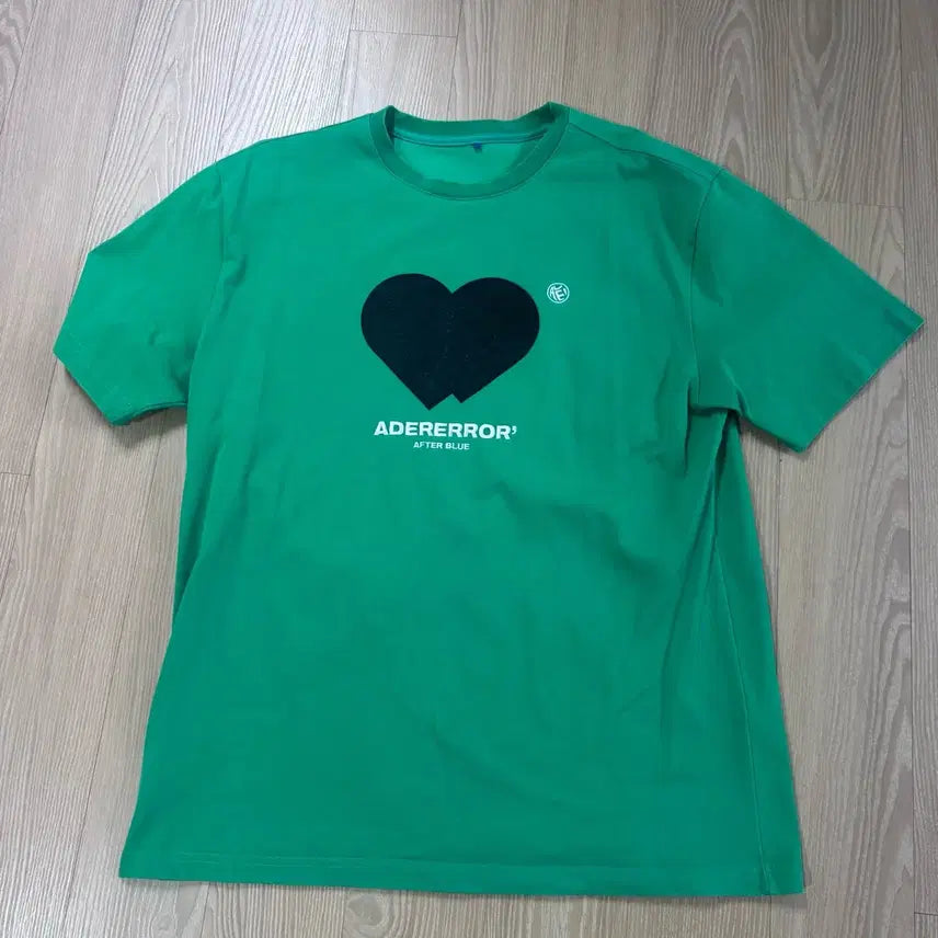 [BUNJANG] Ader Error Heart Logo T-Shirt Green / 아더에러 하트 로고 반팔티 그린