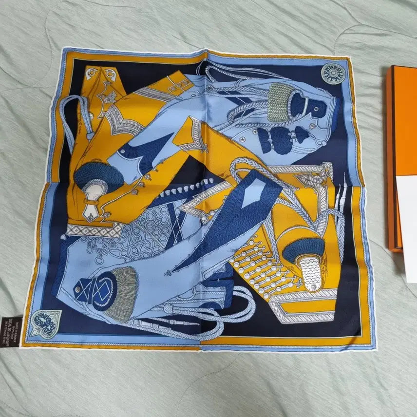 [BUNJANG] Hermes Gavroche 45 Zouaves et Dragons Scarf / [새상품/정품] 에르메스 스카프 가브로쉬 45