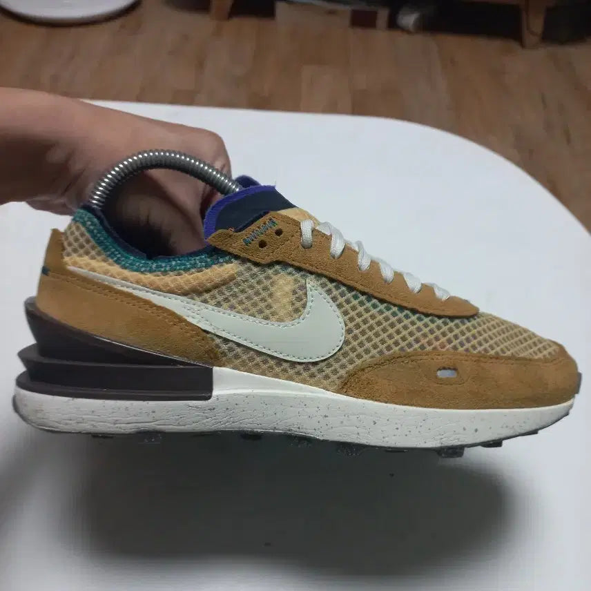 [BUNJANG] Nike Waffleracer 2 Suede Brown Size 250 / 나이키 와플레이서 2 스웨이드 브라운250