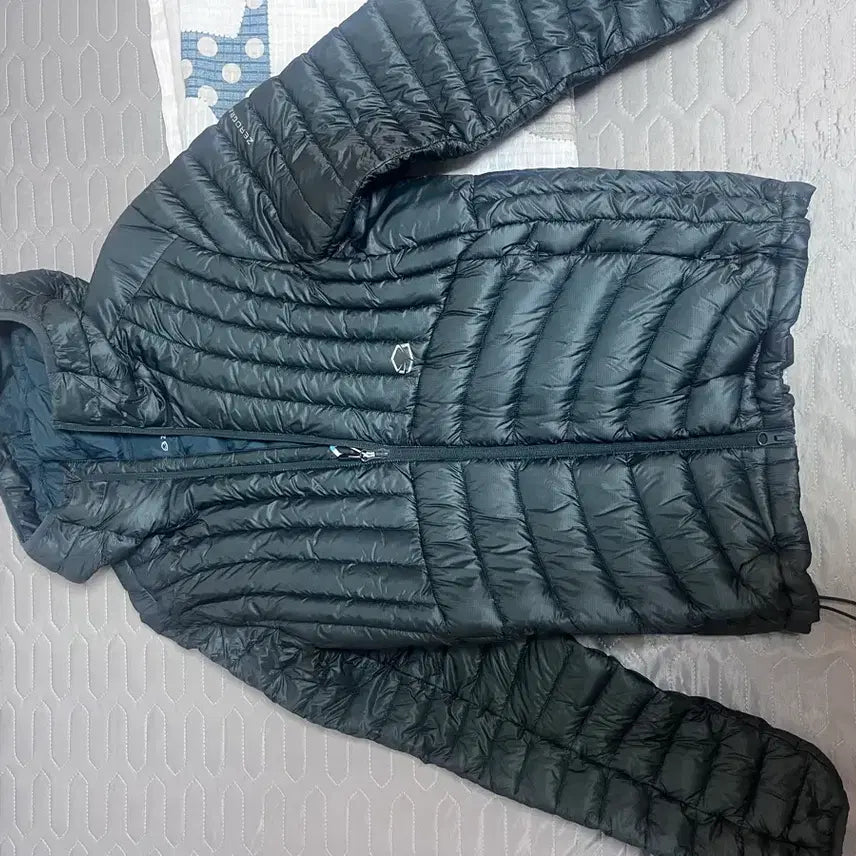 [BUNJANG] Zerogram Ramona 130 Goose Zerolight Jacket S Green / 제로그램 라모나130 구스 제로라이트 자켓 s 그린