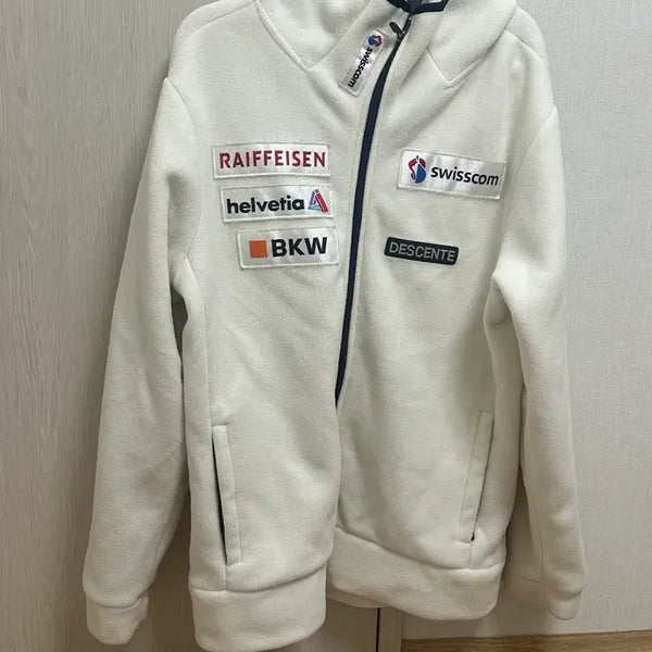 [BUNJANG] Descente Swiss Ski Team Fleece Jacket White / 데상트 스위스 스키팀 후리스 자켓 화이트