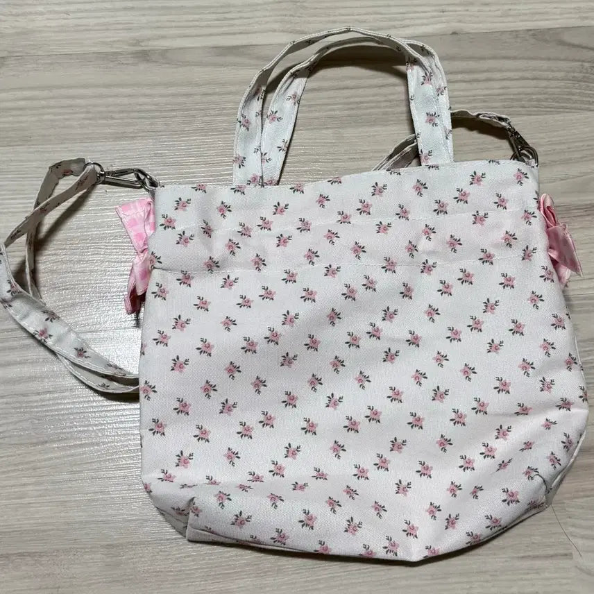 [BUNJANG] Ribbon Flower Crossbody Bag / 리본 꽃 크로스백
