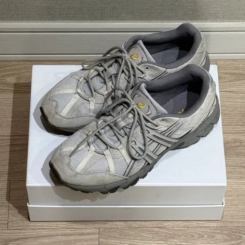 [BUNJANG] Asics Gel-Sonoma Oyster Gray Shoes (290mm) / 아식스 젤소노마 오이스터그레이 290