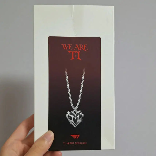 [BUNJANG] T1 Heart Necklace Unsealed / 급전)) 프리오더 T1 하트 목걸이 미개봉 판매 T1 티원