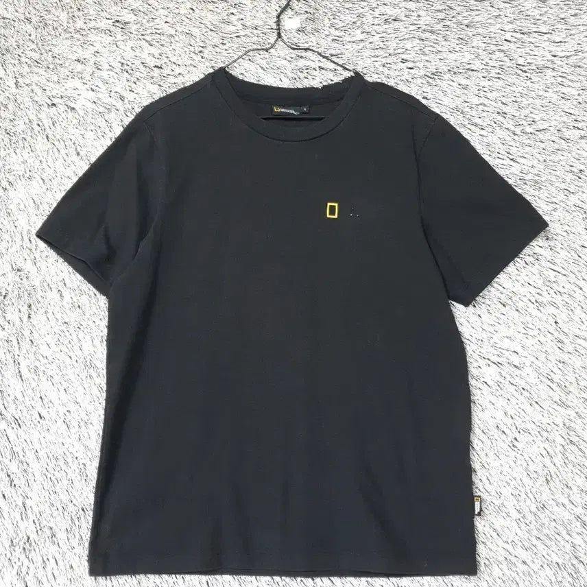 [BUNJANG] National Geographic Black T-Shirt / 내셔널지오그래픽 반팔티 블랙 ㅡ0427