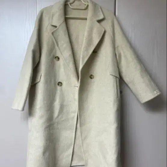 [BUNJANG] Cream Wool Coat 70% Wool Double Button / 크림색 울코트 울70%