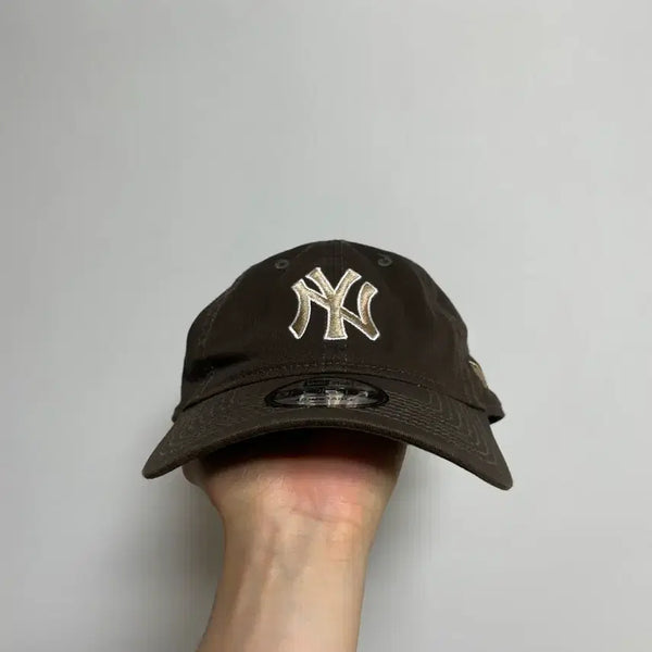 [BUNJANG] New Era 940 Brown Hat / 뉴에라 940 브라운 모자