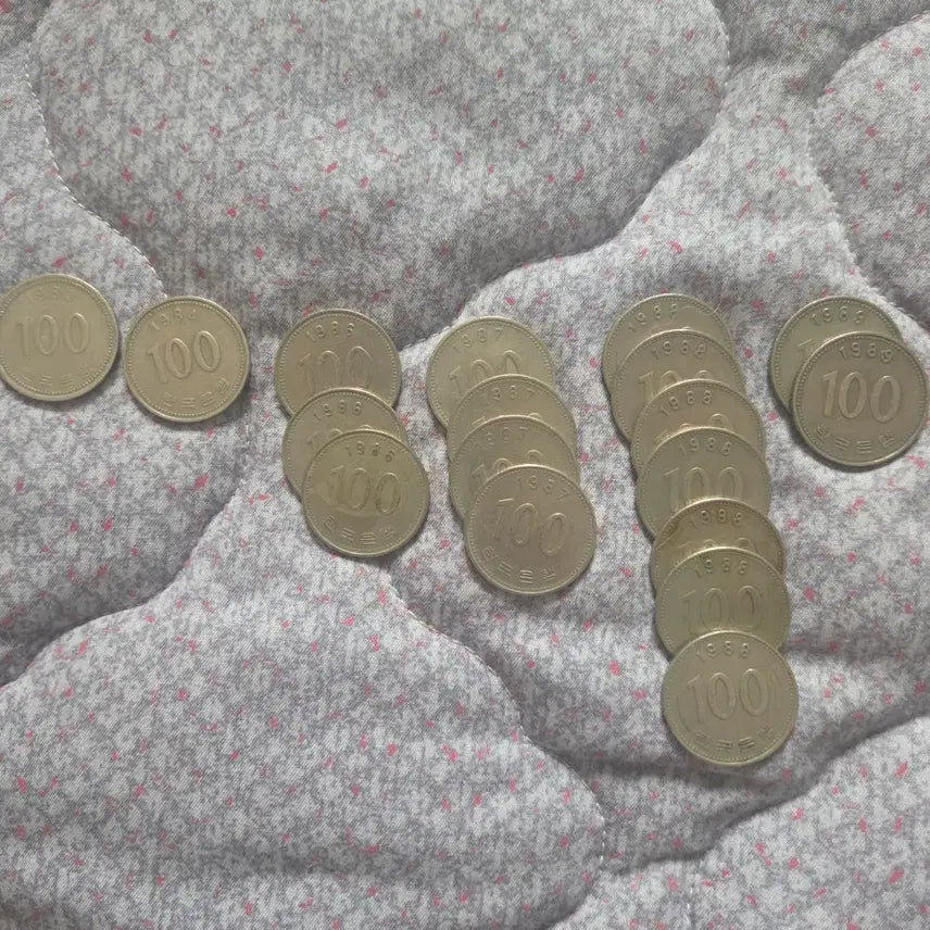 [BUNJANG] 1986-1989 South Korean 100 Won Coins / 100원 동전 1986년 1987년 1988년 1989년