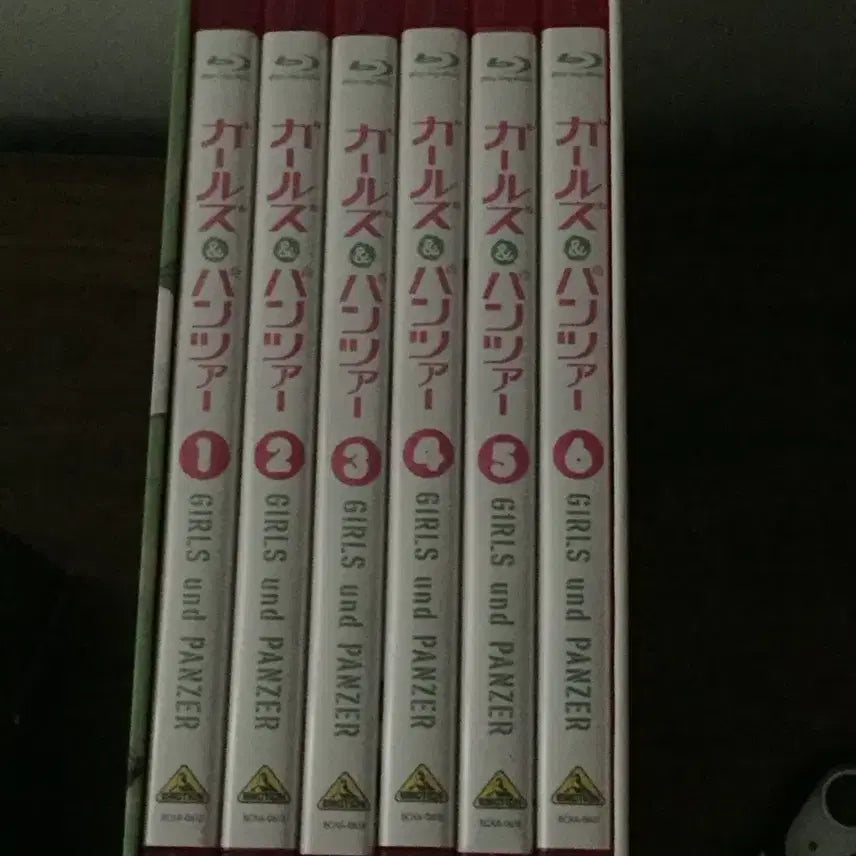 [BUNJANG] Girls und Panzer TV Blu-ray Set Volumes 1-6 + Bonus / 걸즈앤판처 걸판 TV1-6판 블루레이 세트+특전