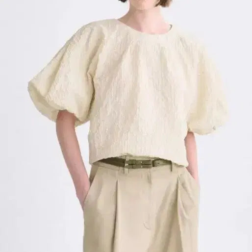 [BUNJANG] Textured Puff Sleeve Blouse / 타임