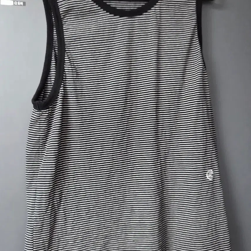 [BUNJANG] WMCOMPANY Stripe Sleeveless Black M / 더블유엠씨 스트라이프 슬리브리스 블랙 M