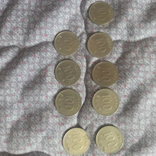 [BUNJANG] 1998 100 Won Coins (9 pcs) / 사용제 2000년도 100원 동전 9개