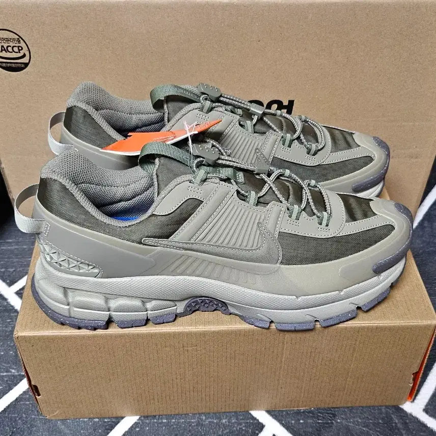 [BUNJANG] Nike Men's Zoom Vomero 5 HJ4646-300 / (새상품) 나이키 정품 남성 zoom 보메로 롬