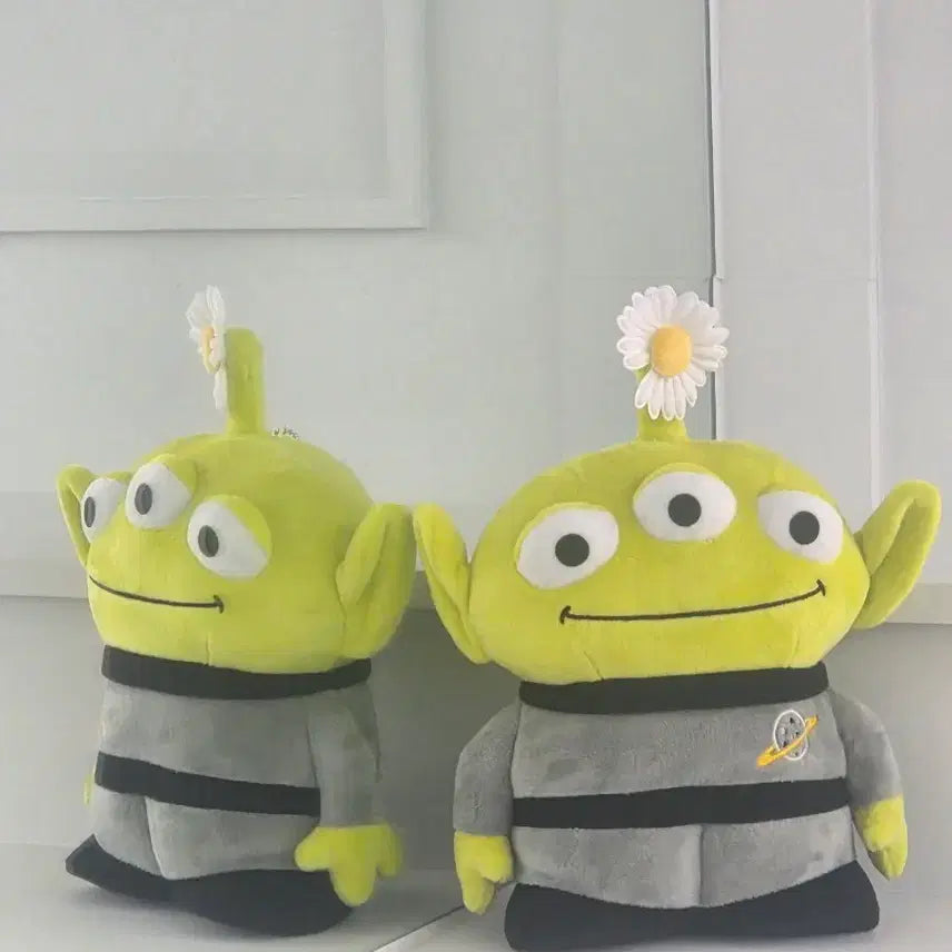[BUNJANG] Peaceminusone Toy Story Alien Stand Push Doll / 피스마이너원 토이스토리 퍼스트팬 알린 스탠드 푸시 인형