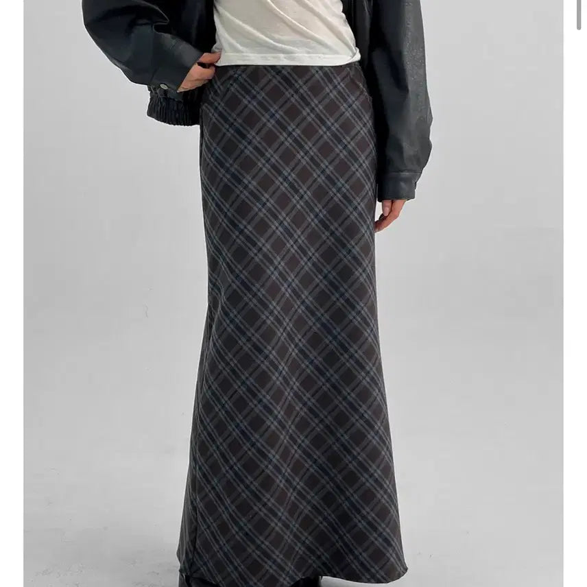[BUNJANG] Black Up Ireto Check Long Skirt / 블랙업 이레토 체크 롱스커트