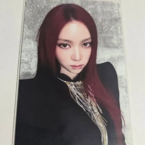 [BUNJANG] NMIXX Lily HIT THE WORLD Official Photocard / 미야오 나린 띠로리 hit'em 2주차 공방포카 양도합니다.