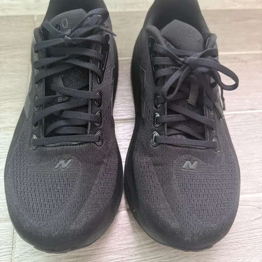 [BUNJANG] New Balance 860 V15 4E Black Running Shoes / 뉴발란스 860 V15 4E 블랙